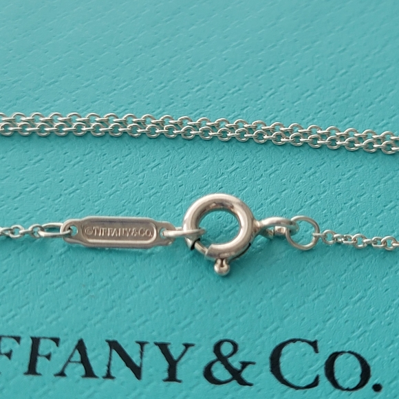 Tiffany & Co. Elsa Peretti gemstone  Open Heart pendant in Rock crystal 16". - Picture 9 of 14